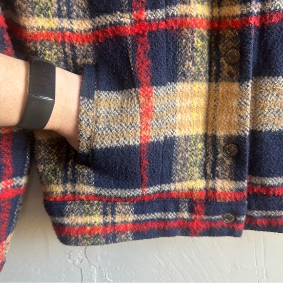 Levi’s Sherpa Trucker Jacket XS Quilted Lined Plaid Cozy Y2K Americana Outdoor - Picture 6 of 16